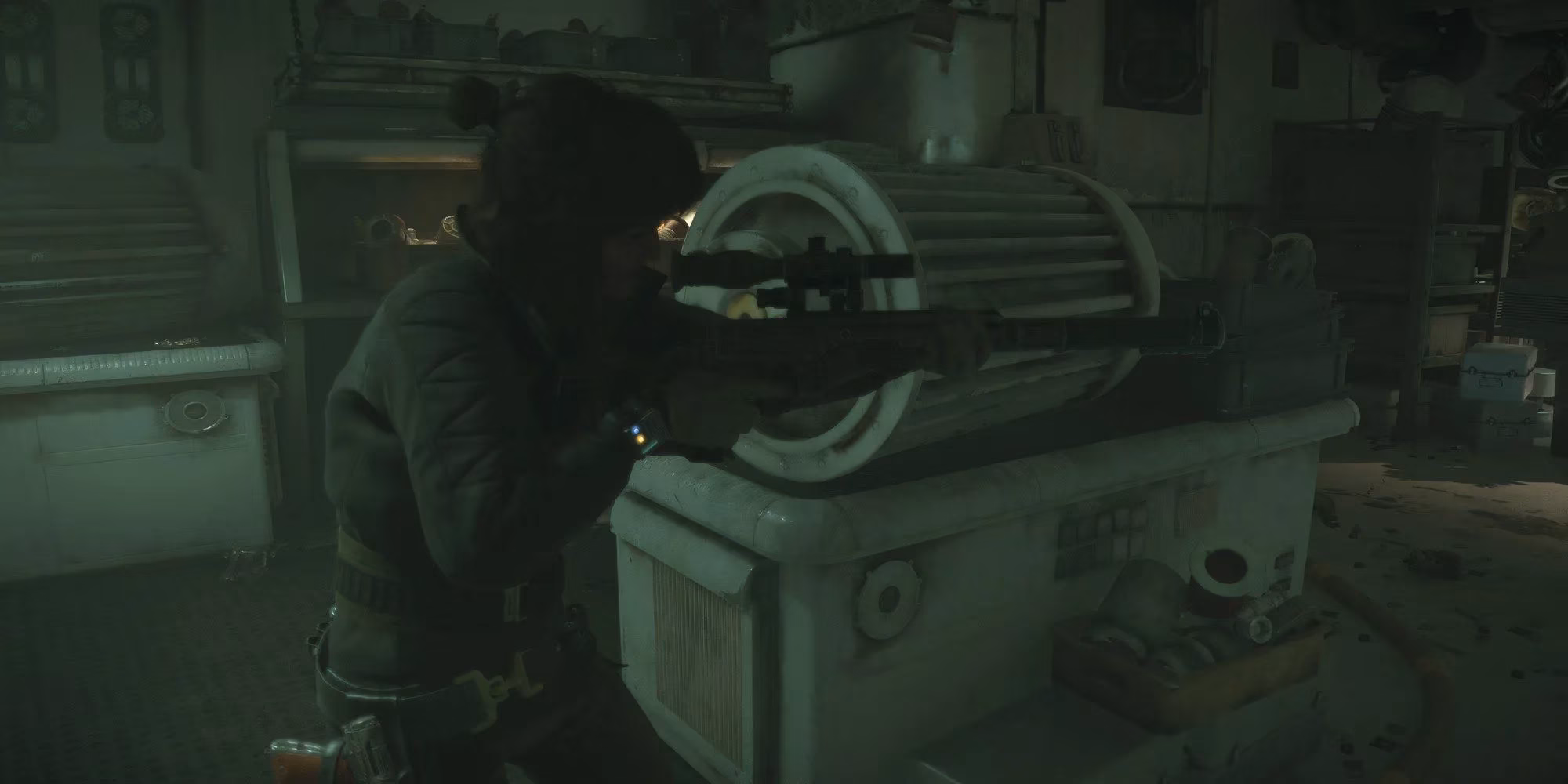 the-top-disposable-weapons-in-star-wars-outlaws-a-guide-to-kay-vess-s-arsenal-image-1